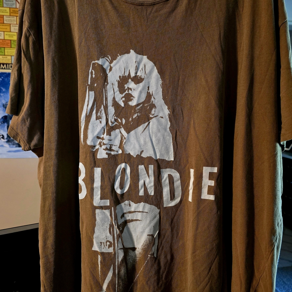 Brown Blondie Graphic T-Shirt